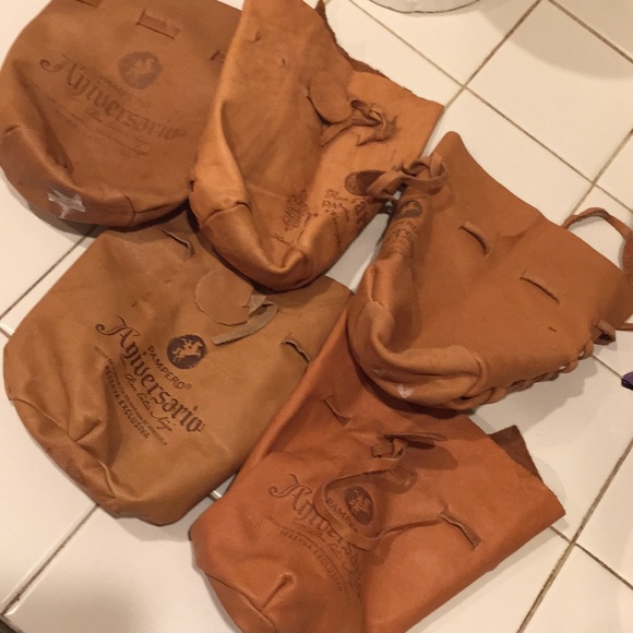 Ron Anejo Aniversario Pampero Imported Rum - Picture 2 of 8